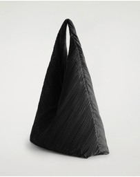 COS - Sculptural Shoulder Bag Plissé