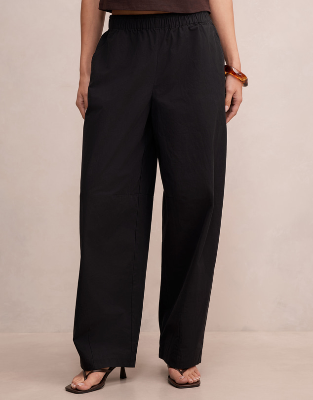 Forever New - Rowan Barrel Leg Pants
