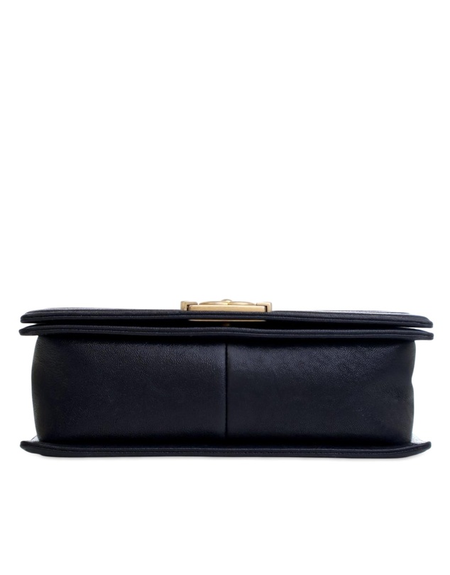 Pre-Loved by Azura Reborn - Pre-Loved Old Medium Quilted Caviar Boy Flap