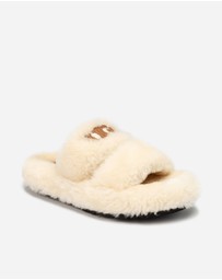 Ozwear Connection Uggs - Ugg Signature Shearling Slippers