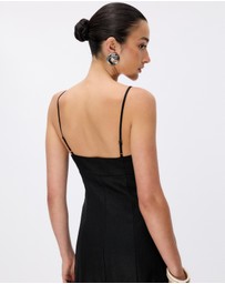 Minima Esenciales - Noa Maxi Dress