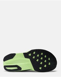 New Balance - FuelCell Rebel v5 (Wide Fit) - Women's