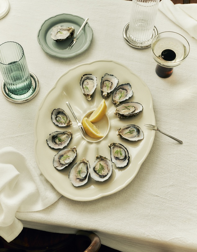 Country Road - Luna 12 Piece Oyster Platter