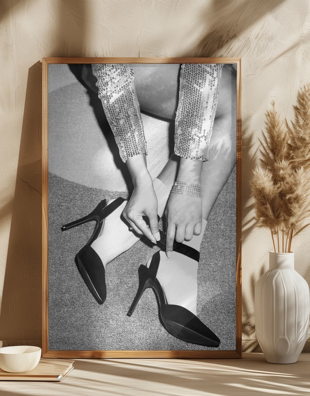 Olive et Oriel - Disco Feet Baw by Studio III Art Print