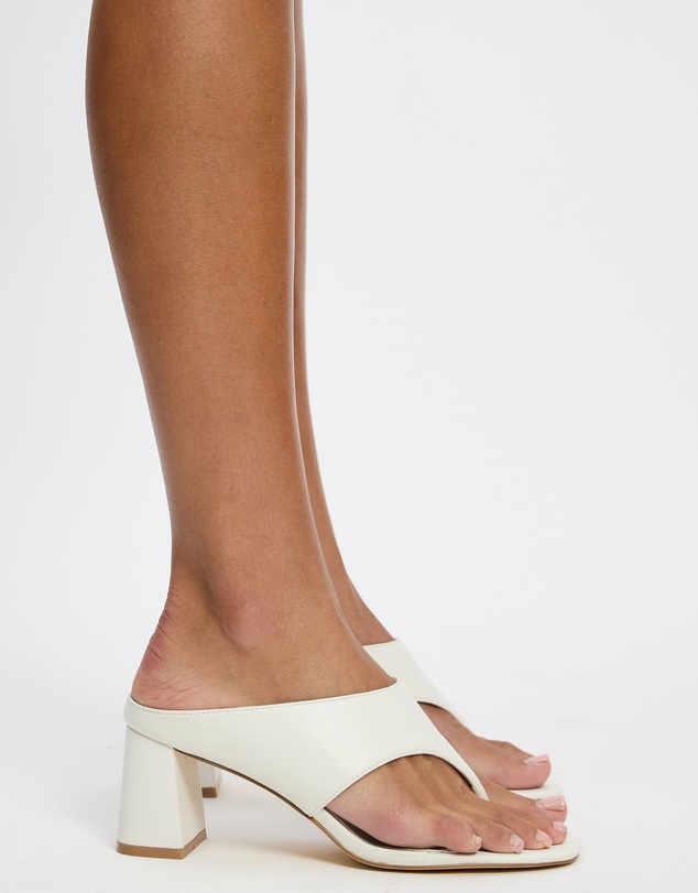 Dazie - Elodie Block Heel Thong Sandals