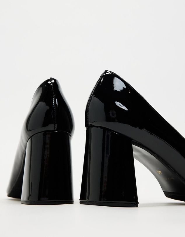 Nina Armando - Alexi Heels