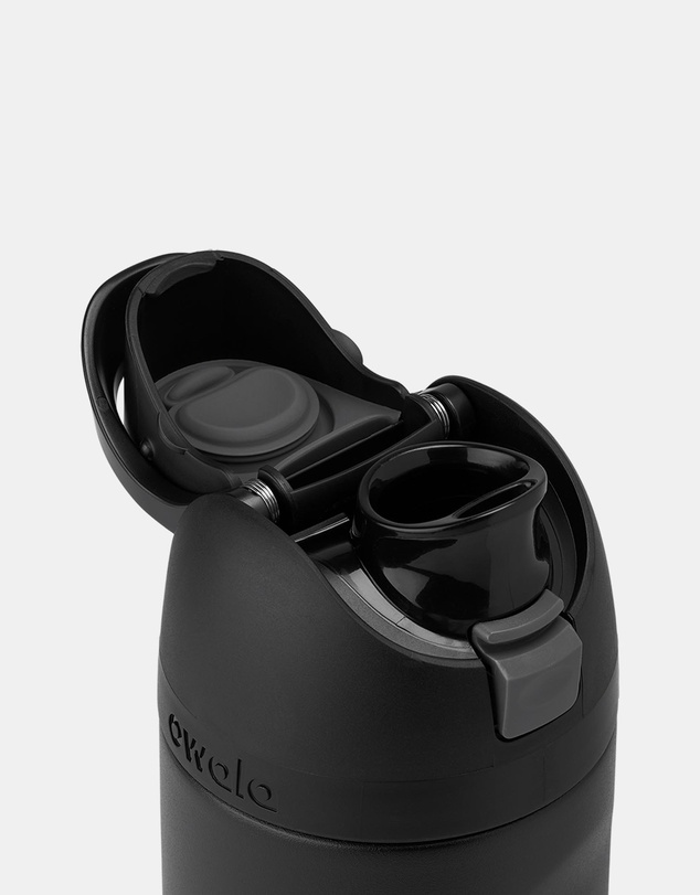 Owala - Owala Freesip Stainless Steel Insulated 24oz / 710ml