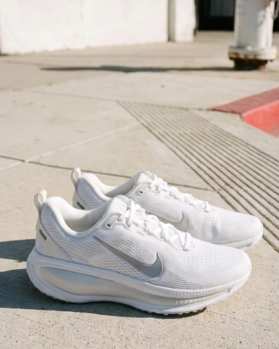 Nike - Vomero 18 - Women's