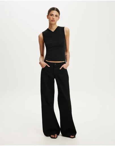 Cotton On - 90S V Neck Tank