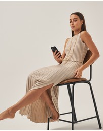 LOUVE COLLECTION - Le Café Noir Phone Case + Gaia Gold-Plated Crossbody Chain