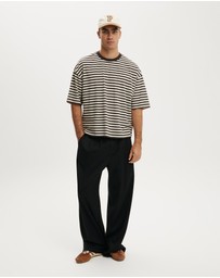 Cotton On - Cropped Fit T-Shirt