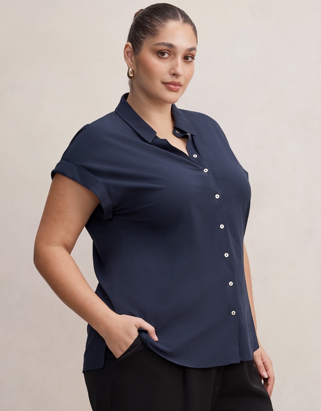 Forever New Curve - Tia Curve Collar Button Shirt