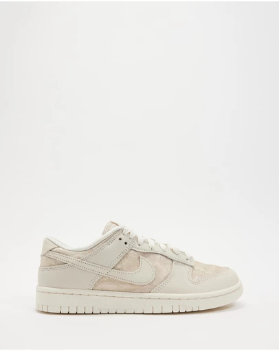 Nike - Dunk Low - Women's