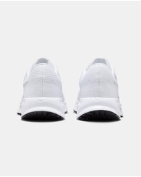 Nike - Run Defy - Women's