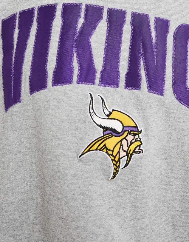 Vintage by The Real Deal - Pre Loved - Vintage Champion NFL Minnesota Vikings Sweatshirt