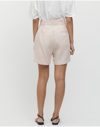 FRIEND of AUDREY - Émilion Linen Belted Shorts