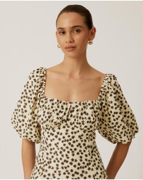 Tussah - Sabine Ditsy Floral Midi Dress