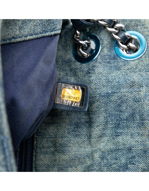 Pre-Loved by Azura Reborn - Pre-Loved Medium Embroidered Denim Camellia Flap