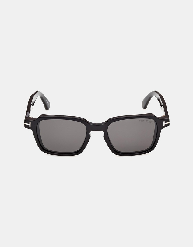 Tom Ford - Ezra-02
