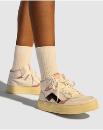Rollie - CourtPro High Sneaker