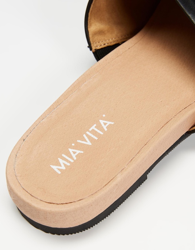 Mia Vita - Maple Slide - Black