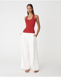 Forcast - Valentine Scoop Neck Tank