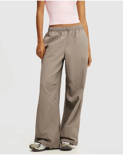 Cotton On Body Active - Off Side Woven Sweatpants