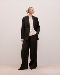 Trenery - Soft Classic Blazer in Black