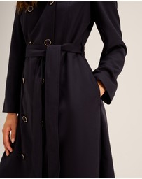 Review - Antoinetta Trench Coat