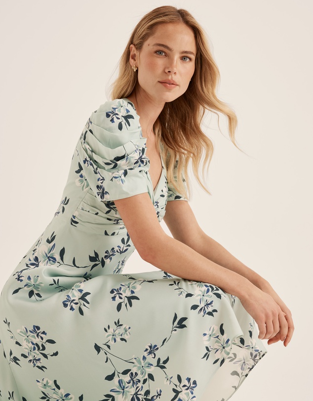 Review - Kiara Tea Dress