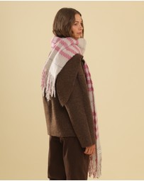Morgan & Taylor - Hallie Scarf in Pink & Beige Check