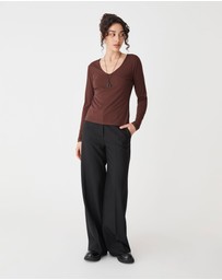 Forcast - Isla V-Neck Bamboo Top