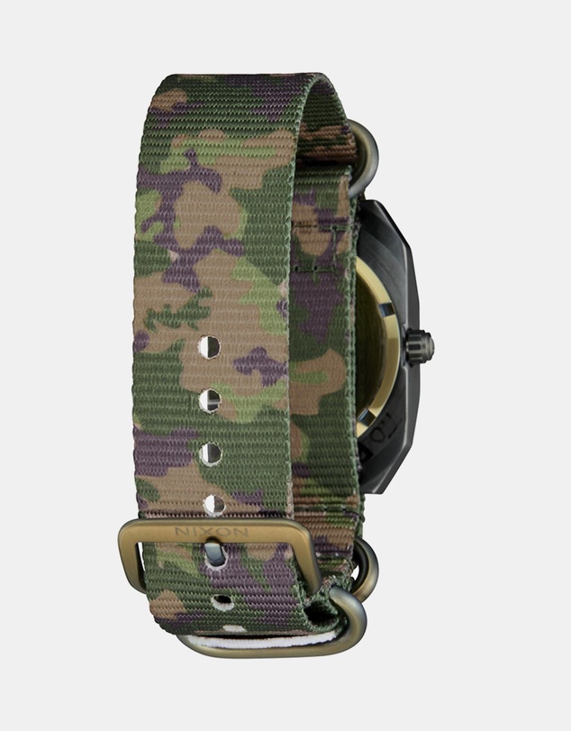 Nixon - Scout
