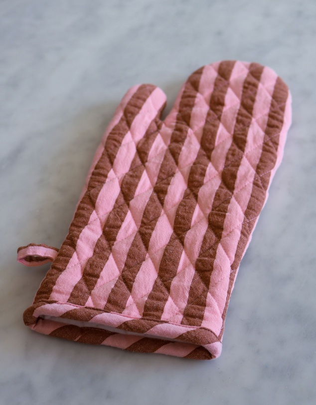 Mosey Me - Sundae Seersucker Oven Mitt