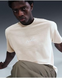 Nike - Sportswear Premium Essentials T-Shirt