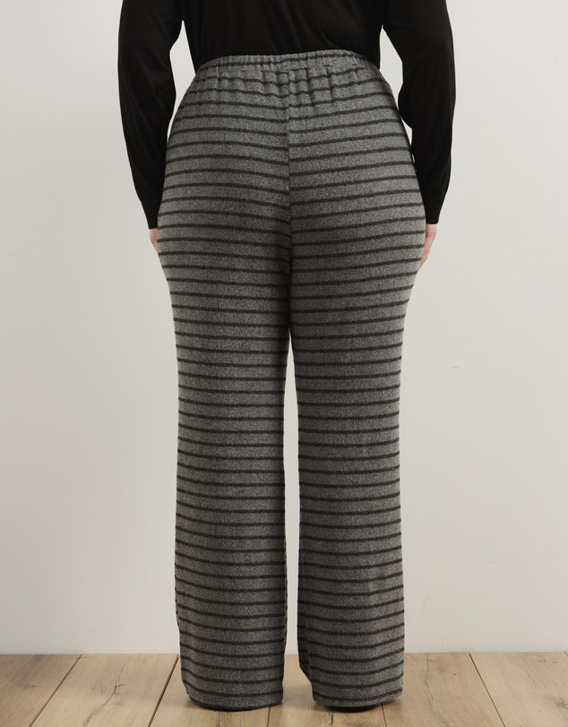 Atmos&Here Curvy - Mirabel Flare Jersey Pants