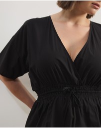 Atmos&Here Curvy - Elis Cotton Gathered Waist Top