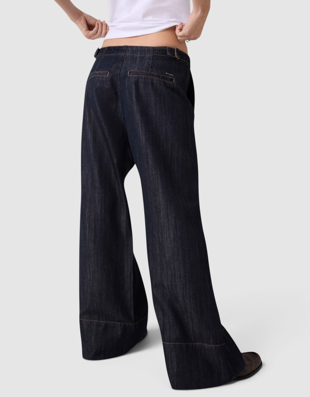 GUESS Jeans - GUESS JEANS Low-Rise Extra Wide Leg Chino Jeans