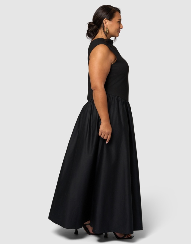 Sunday In The City - Steel Rose Maxi Dress