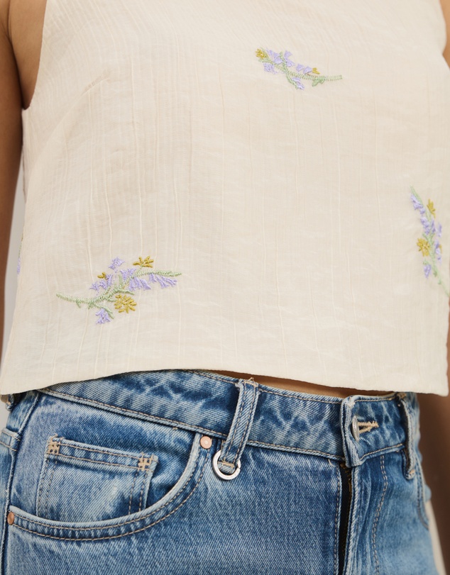 Atmos&Here - Embroidered Shell Top