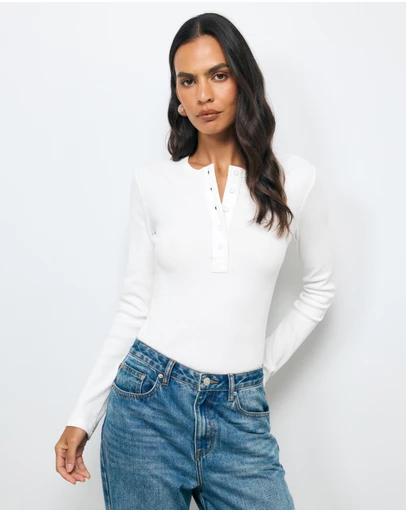 AERE - Della Long Sleeve Rib Henley Top