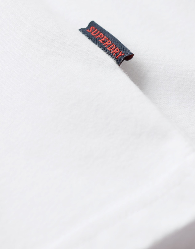Superdry - Organic Cotton Essential Logo Slim Fit T-Shirt