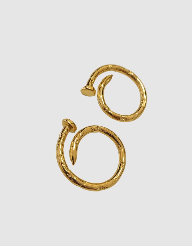Izoa - Ebony Stud Earrings