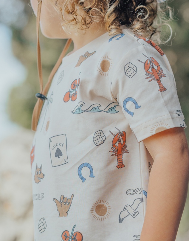 Crywolf - SUN SMART T-SHIRT Lucky Tee