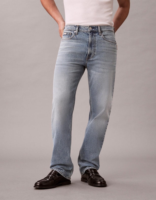 Calvin Klein Jeans - Standard Straight Fit Jeans