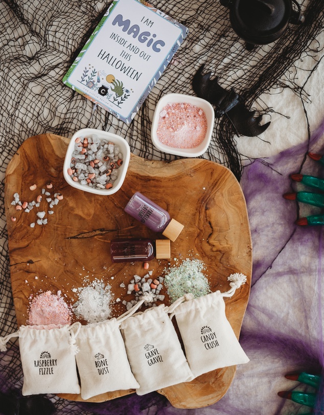 The Little Potion Co - Trick Or Treat Halloween Potion Kit