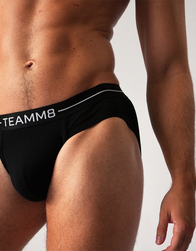 TEAMM8 - Icon Brief