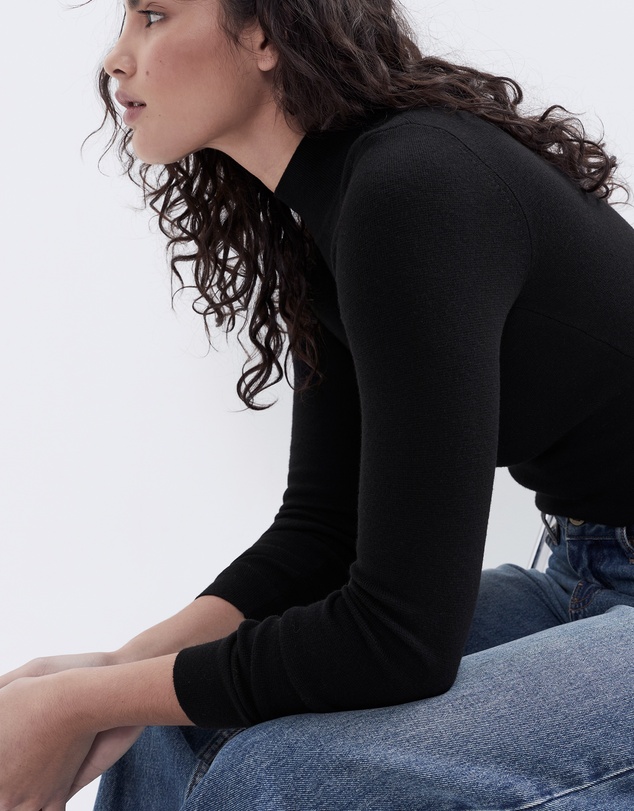 UNISON - High Neck Milano Knit