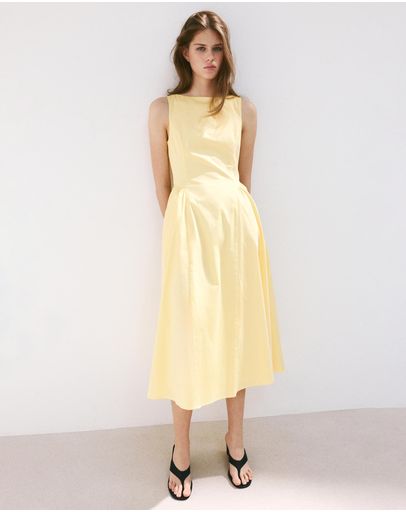 Light & Pastel Yellow