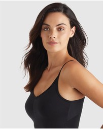 Naomi & Nicole - No 'Side Show' Covertible Strap Cami